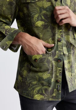 Jicama Men's Shacket in Sphagnum Green Print - BM24340