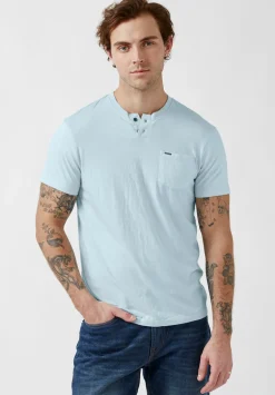 Kaddy Men’s Short-Sleeve Top in Sky Blue - BM23991