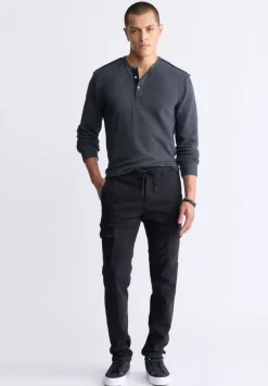 Kipato Men's Long-Sleeve Henley Top, Black - BM24434