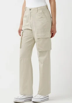 Low Rise Straight Gia Beige Cargo Pants - BL15915