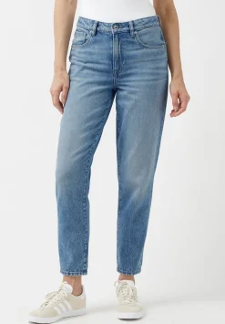 Margot Mom Jeans in Broken-in Wash - BL15903