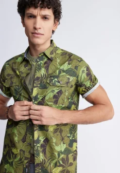 Sayool Men’s Short-Sleeve Printed Shirt in Sphagnum Green - BM24282