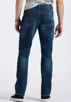 Straight Six Men's Freedom Flex Jeans in Dark Sanded Blue - BM22946