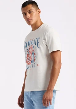 Tailgate Men's Graphic T-Shirt with BBQ Print, Milk - BM24640