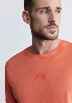 Tundra Men's Short Sleeve Graphic T-shirt, Orange - BM24347