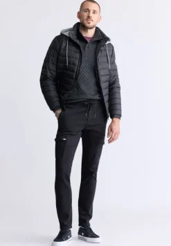 Vince Men’s Quilted Puffer Zip-Up Jacket with Contrasting Hoodie, Black - OBMFE003